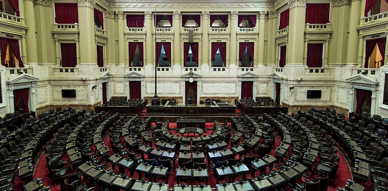 Tres dictámenes y una disputa en Diputados por las deudas familiares