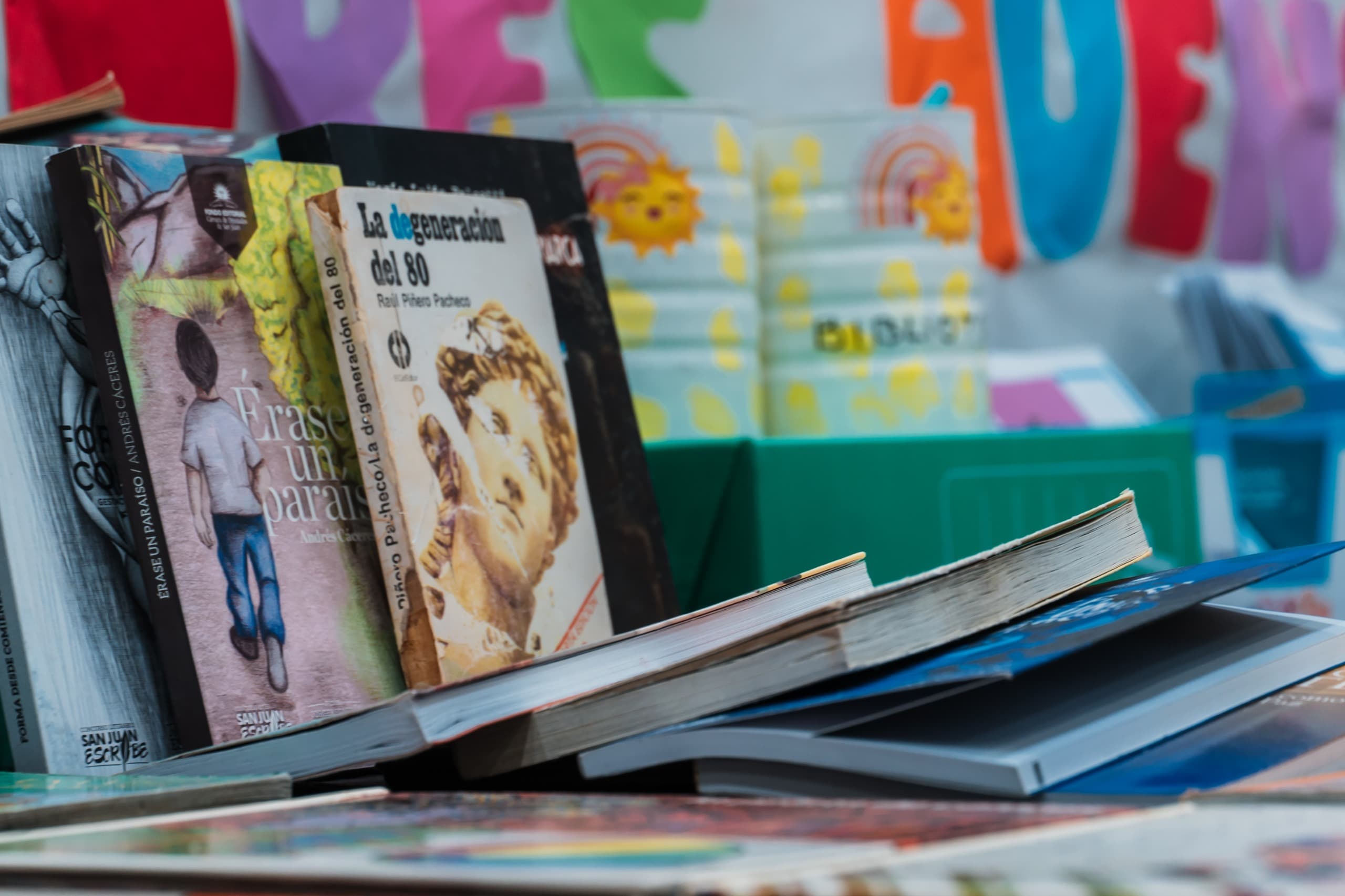 La Feria del Libro de Rawson tuvo su primera jornada y este sábado cerrará con grandes espectáculos