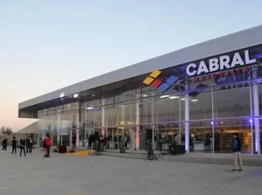 Cerró Cabral Mayorista y el Vea también bajará persiana de algunas sucursales